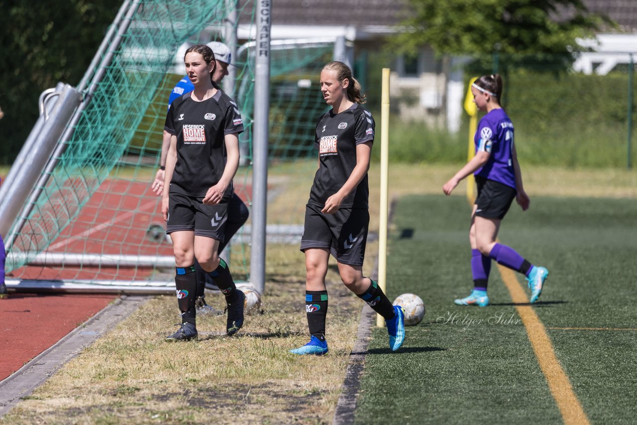 Bild 99 - wBJ SV Henstedt Ulzburg - TuS Rotenhof : Ergebnis: 12:0